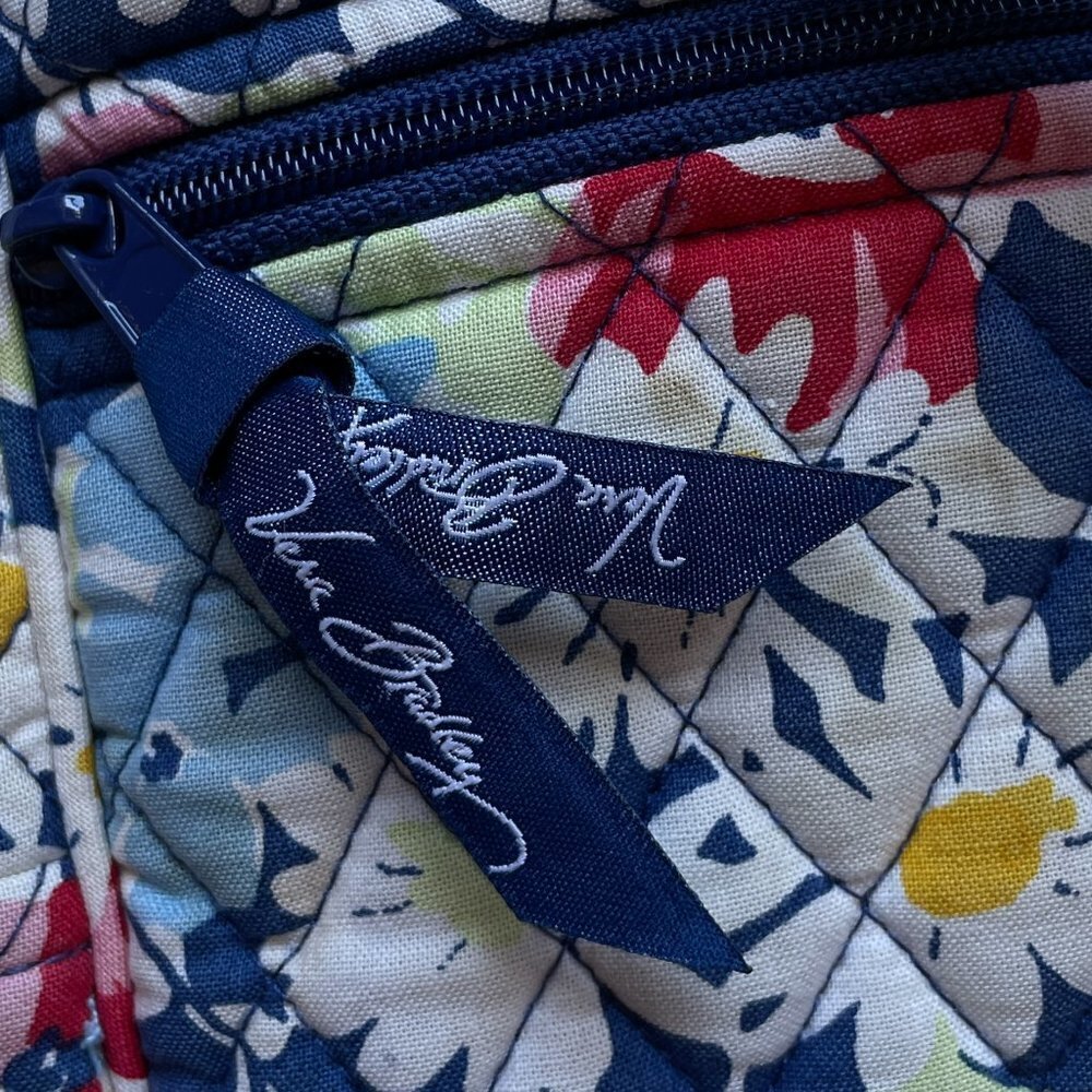Vera Bradley Quilted Backpack Summer Cottage Retired Print 12 Inch by 10 Inch - Picture 9 of 11